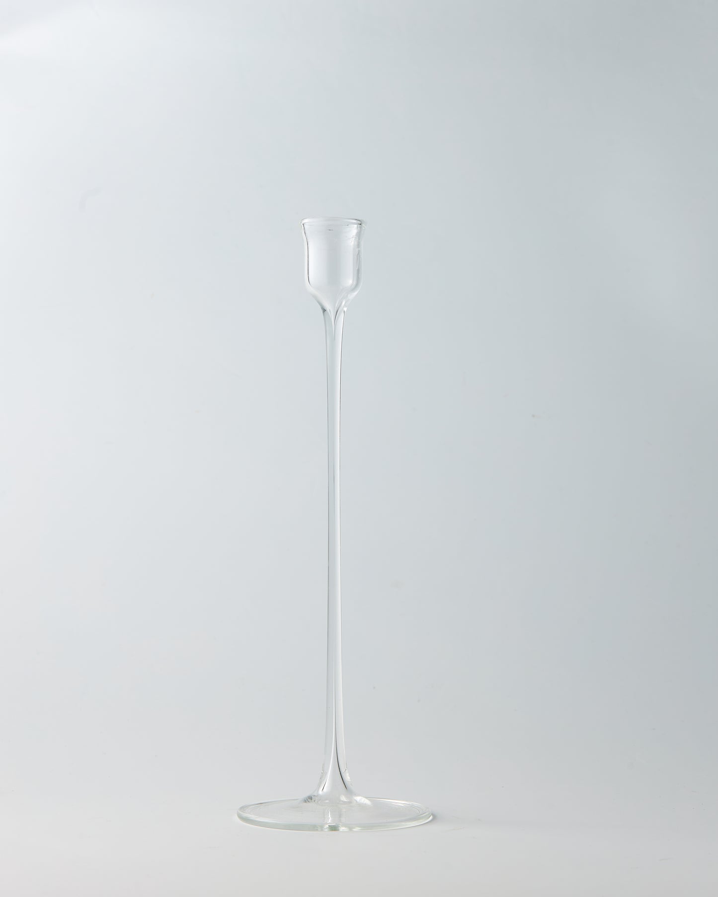 Set of 2 tall candle holders
