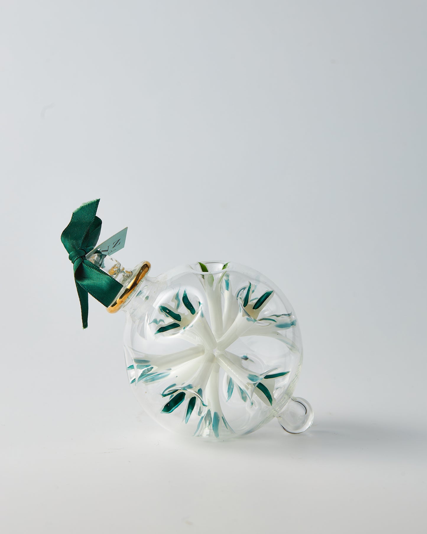 Color burst ornament