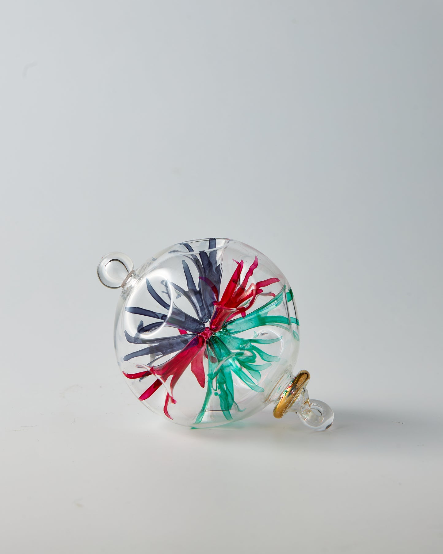 Color burst ornament