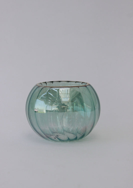 Round candle holder